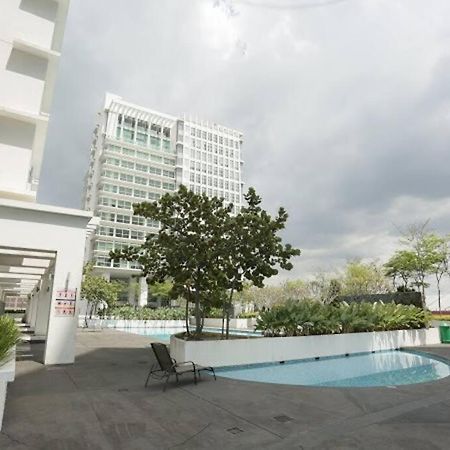Homestay Ttdi Adina 710 Shah Alam,Sek 13,Msu,3Bedroooms Екстериор снимка