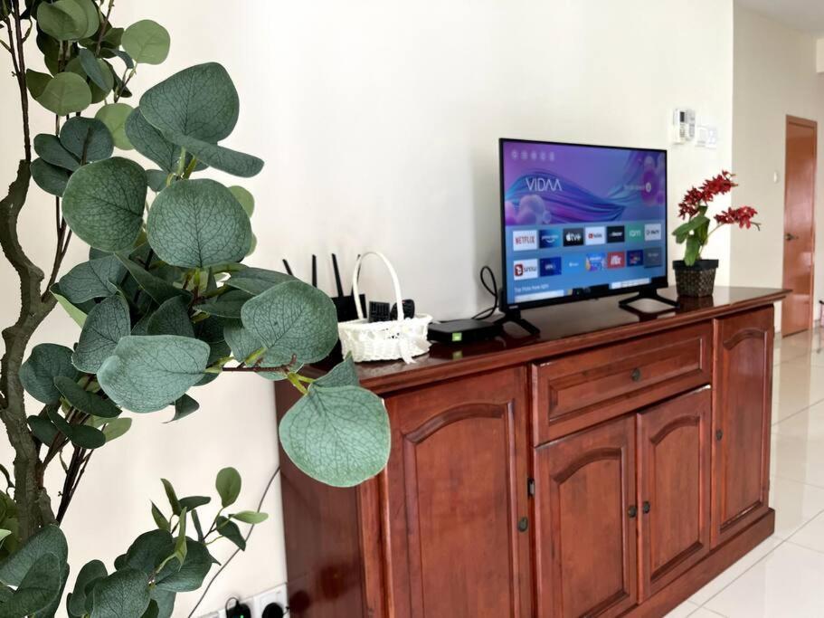 Homestay Ttdi Adina 710 Shah Alam,Sek 13,Msu,3Bedroooms Екстериор снимка