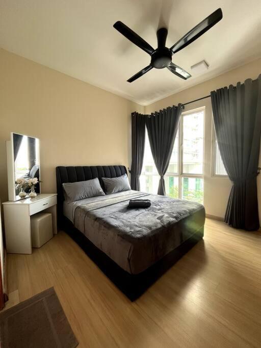 Homestay Ttdi Adina 710 Shah Alam,Sek 13,Msu,3Bedroooms Екстериор снимка